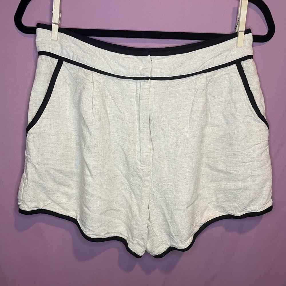 Fabrik Linen Shorts - L